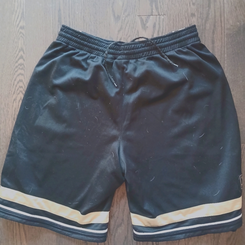 Baggy Y2k Black and Gold Athletic Shorts